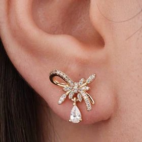 گوشواره طرح پاپیون نگیندار ژوپینگ