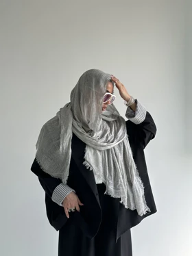 شال تیارا