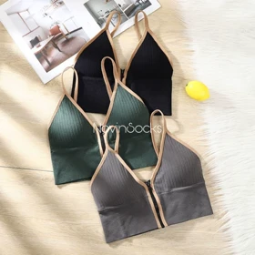 نیم‌تنه زیپ‌دار (محصول لک دارد)