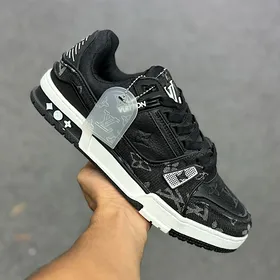 کتانی لیویتون مشکس سفید Louis Vuitton LV Trainer