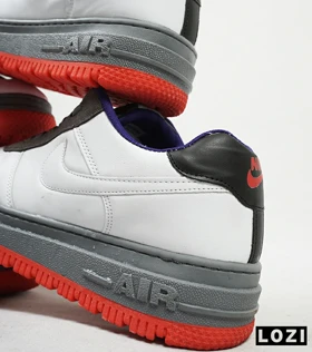 کفش کتانی بزرگ پا سفید آبی قرمز نایک NIKE AIR FORCE