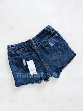 شورتک کوتاه جین چهار دکمه زاپ‌دار