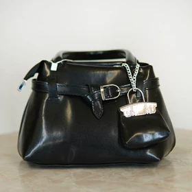 کیف دستی دخترانه با آویز کیف کوچک