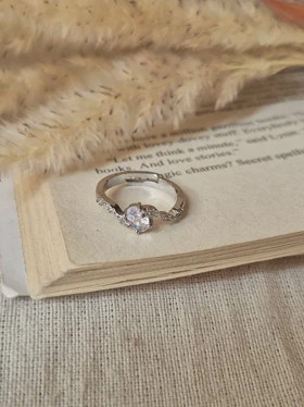 انگشتر جواهری فری سایز بیضی موجی