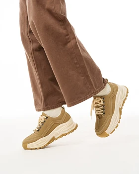کفش راحتی زنانه مدل Stradivarius Sneakers - SKG80