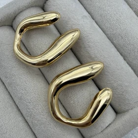 گوشواره طلایی طرح U