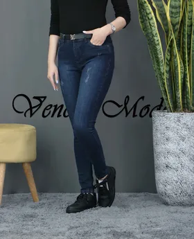 شلوار جین قد بلند آبی تیره