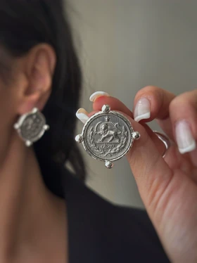 گوشواره سکه دو ریالی با آبکاری طلا و نقره