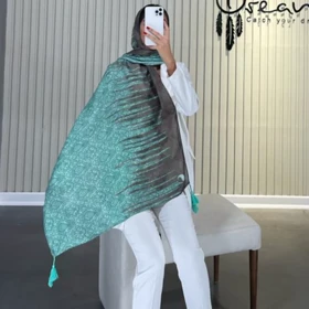 شال منگوله‌دار دو رنگ