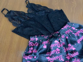 ست نیمتنه گیپور و شلوارک طرح باربی 014