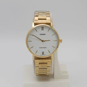 ساعت مچی مردانه کاسیو Casio MTP-1302 طراحی مینیمال با اعداد یونانی (بند طلایی با صفحه سفید)