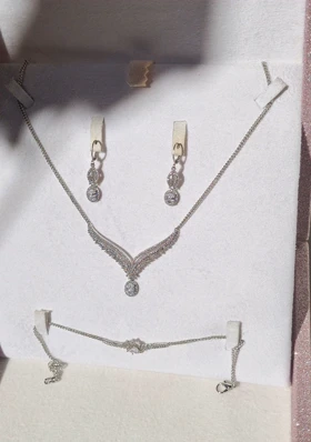 سرویس ظریف طلاروس s39