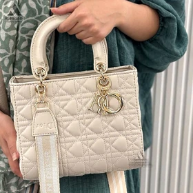 کیف زنانه دیور Christian Dior Hand Bag A01 (کرم)