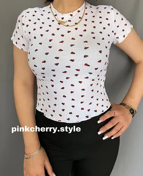 تیشرت میوه ای وشکوفه ای