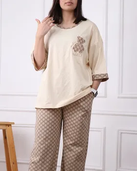تی‌شرت لانگ و شلوار
