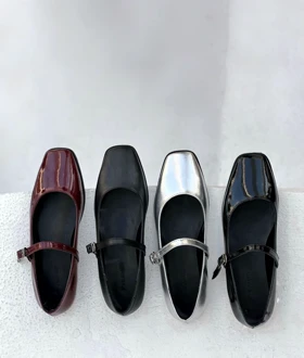 کفش براق