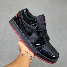 کتانی جردن وان ورنی Nike Air Jordan1