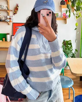 راه‌راه نیم زیپ بافت Stradivarius