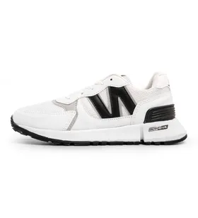 کفش ورزشی زنانه New Balance