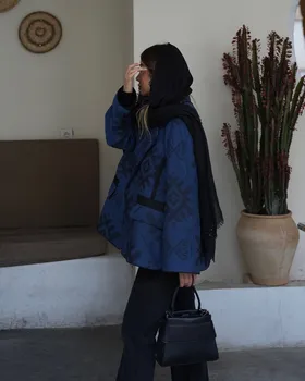 مانتو ژاکاردنخ