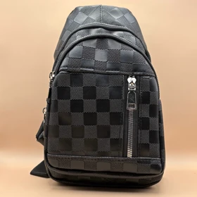 بادی بگ چرم مشکی مدل شطرنچی