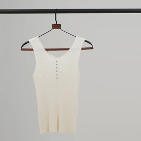 تاپ جلو نگین (کرم)