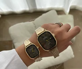 ساعت مربع اف