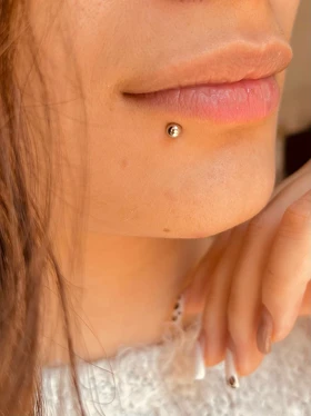 پیرسینگ توپی مگنتی فیک لب