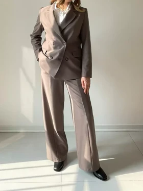 کت و شلوار زنانه قهوه ای شارلوت (Charlotte) کد 5596