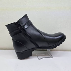 نیم بوت کلاسیک زیپی بند دار