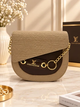 کیف زنانه دوشی پاسپورتی دو رنگ کد 200139 گالری روژانو قسطی (کرم قهوه ای)