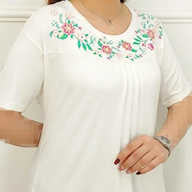 تی‌شرت چین‌دار