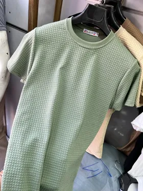 تیشرت یقه گرد بافت پفکی فول کش جدید با کیفیت عالی کد Bt4t5