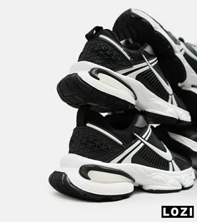 کفش کتانی بچه گانه مشکی سفید Nike VaporMax