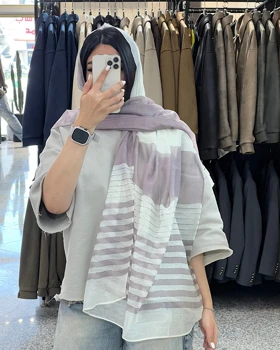 Shawl 0197
