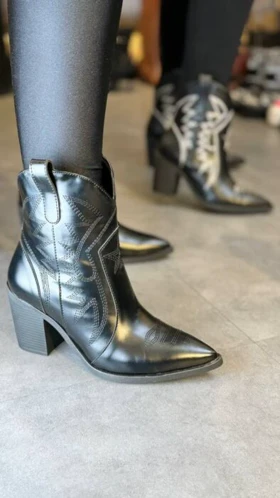 بوت تگزازی کوتاه کد 562