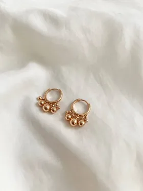 گوشواره حلقه‌ای آویزدار