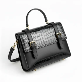 کیف زنانه چرم مدل آیلا