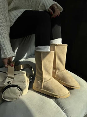بوت بلند UGG