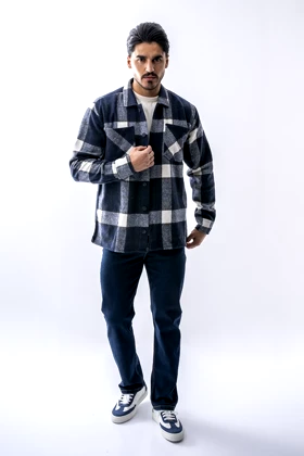 پیراهن آستین بلند پشمی جیب‌دار مردانه