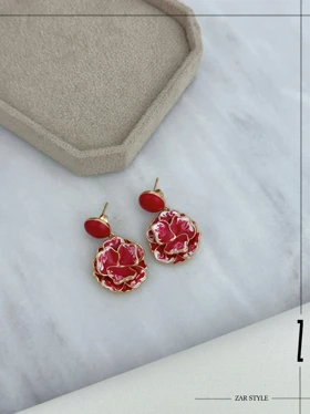 گوشواره آویز گل میناکاری قرمز