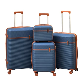 چمدان نشکن تیتان پلورا مدل TITANPLORA - TP6600SERIES Universal Travelle سری 4 عددی (کیف آرایشی هدیه)