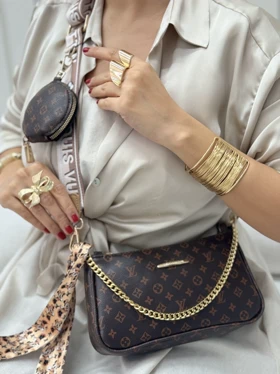 کیف نیوکاسل (لویی ویتون نوشته قهوه ای)