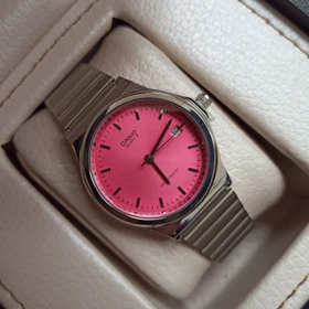 ساعت مچی کاسیو کلاسیک صفحه سرخابی بند استیل