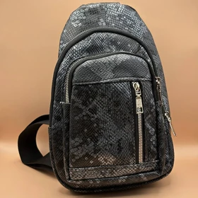 بادی بگ چرم نقره ای مدل پوستی