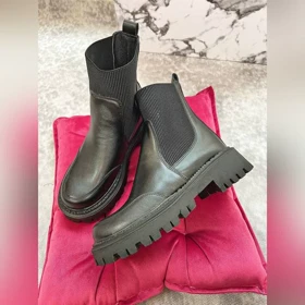 بوت‌بالاکش ساعتی