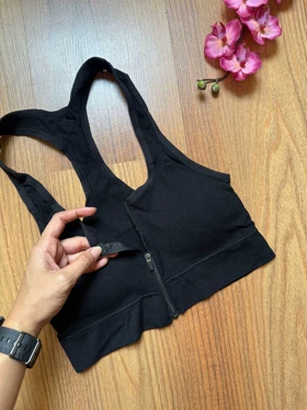 نیم‌تنه زیپی پشت قهرمانی (مشکی)