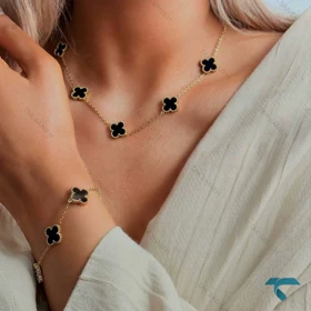 ست دستبند و گردنبند ونکلیف مشکی طلایی Set-8711-L