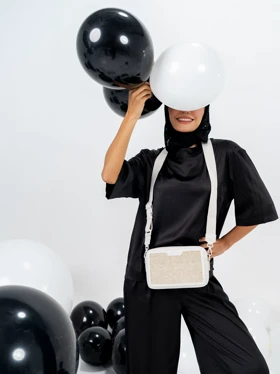 کیف دوشی زنانه دیوید جونز مدل CM7530 (کرم)