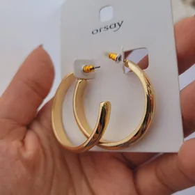 گوشواره حلقه‌ای بزرگ